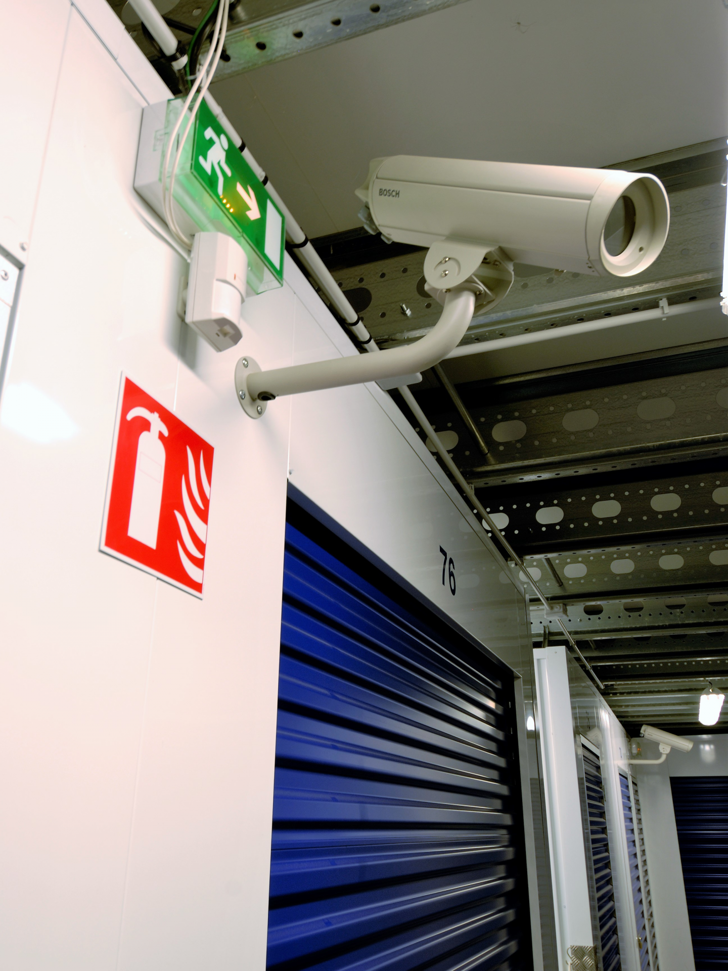 Box sous vidéo surveillance limoges